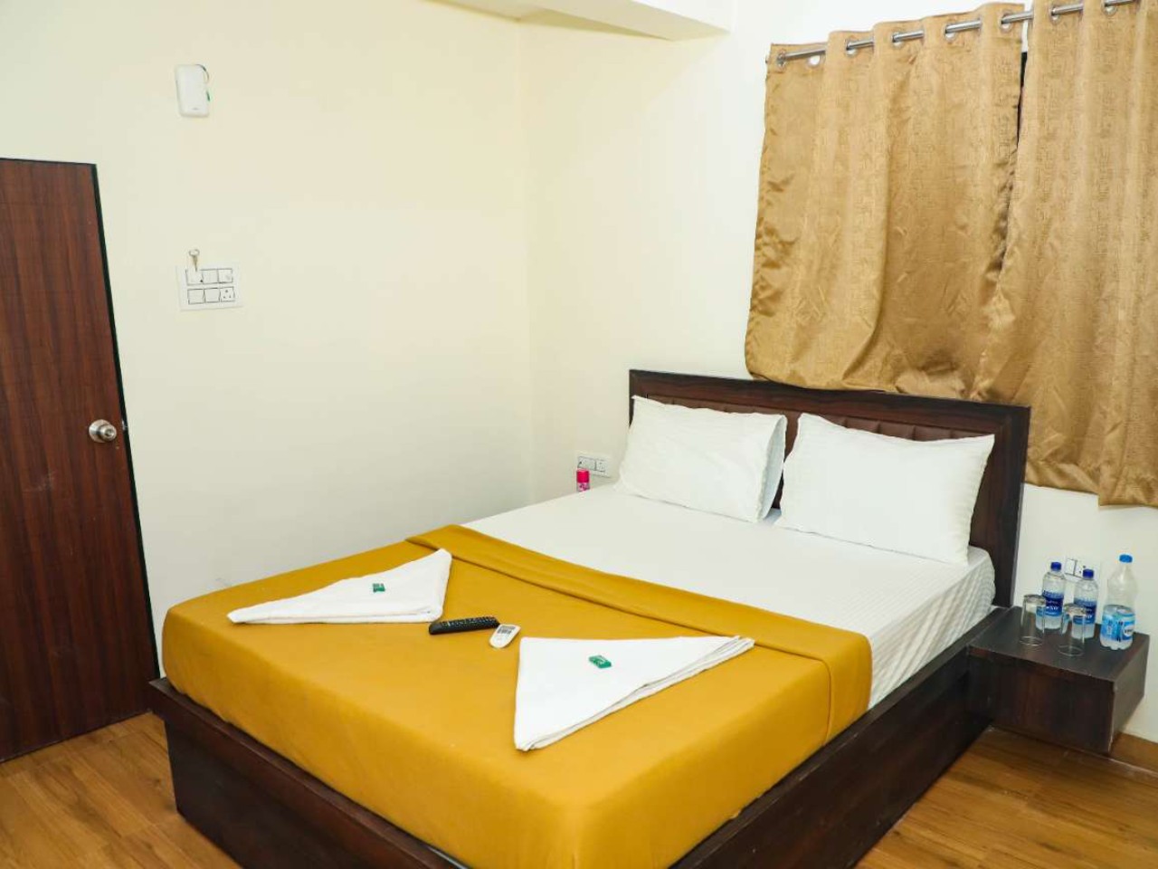 Center Point Lodging in Panvel