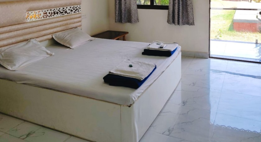 Shri Swami Krupa Holiday Resort in Alibag