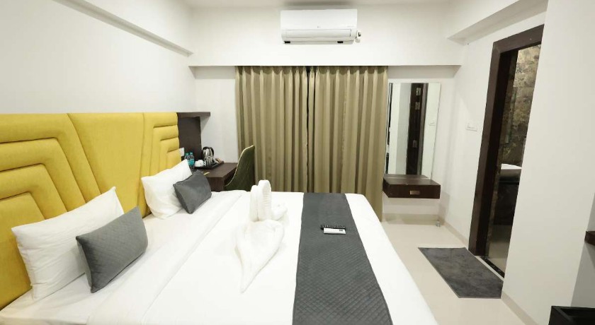 Hotel Meritel Grande in Indore