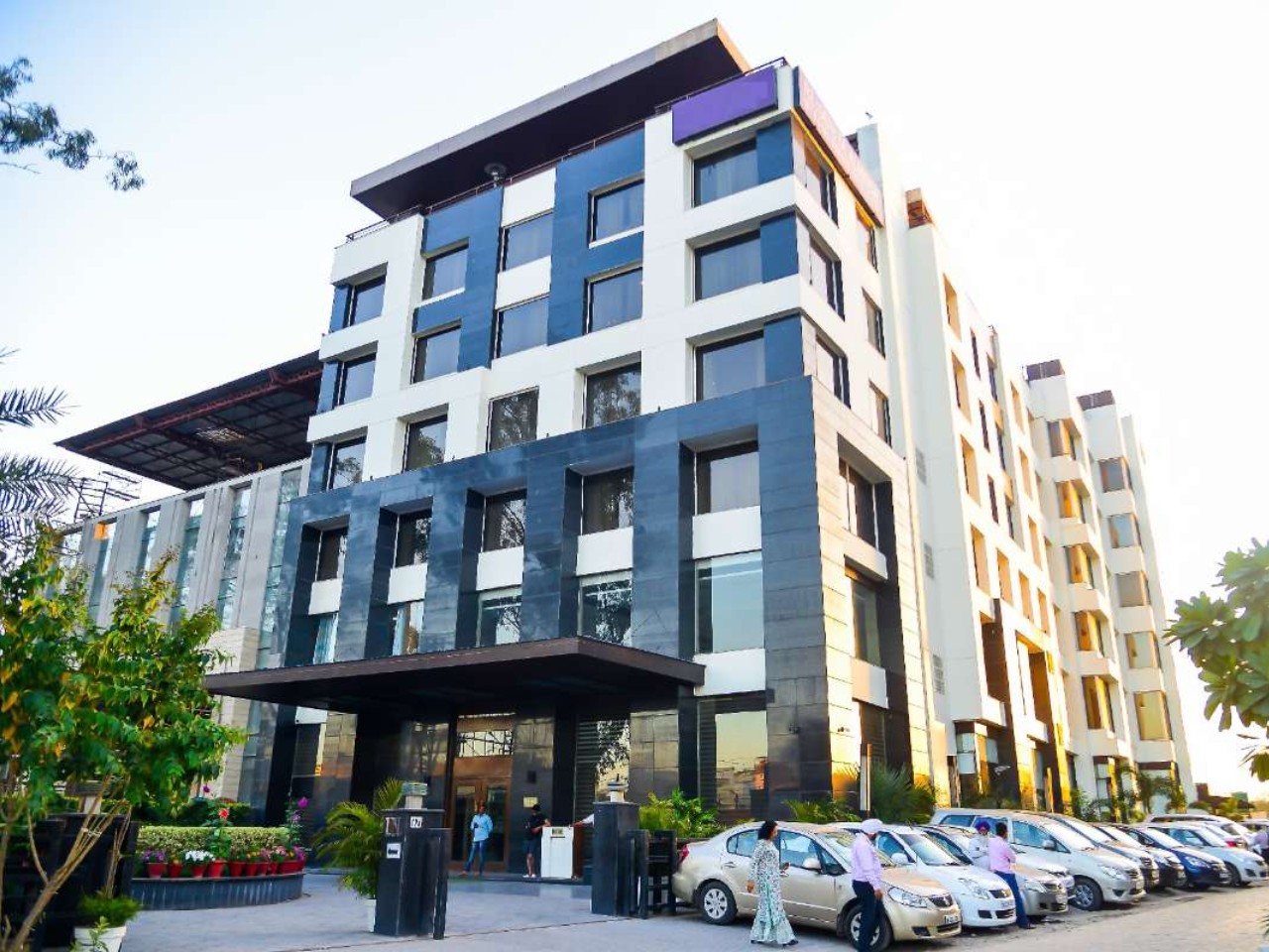 Hoxton Hotel in Zirakpur