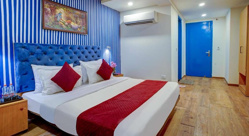 Hotel Aerostar Grand in Delhi