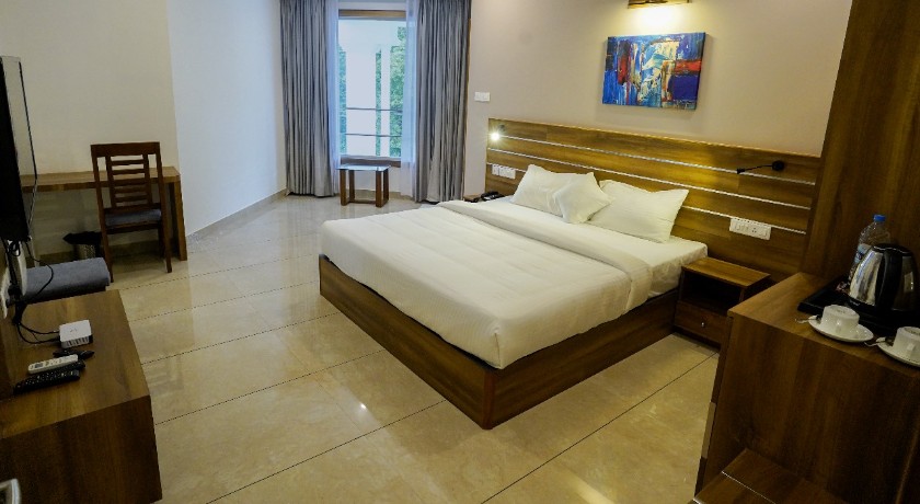 Puthur Residency Hotel in Thrissur
