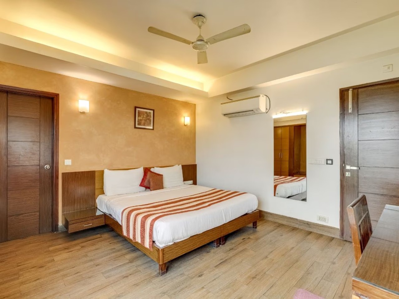 Green Lotus- La Wisteria Inn in Delhi