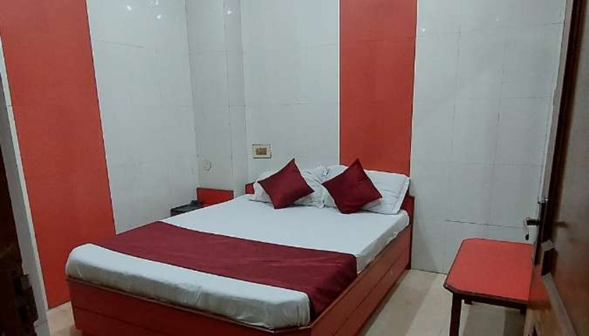 Hotel Shimla Inn in Lucknow