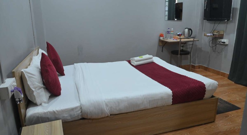 Hotel Pohor Regency in Guwahati