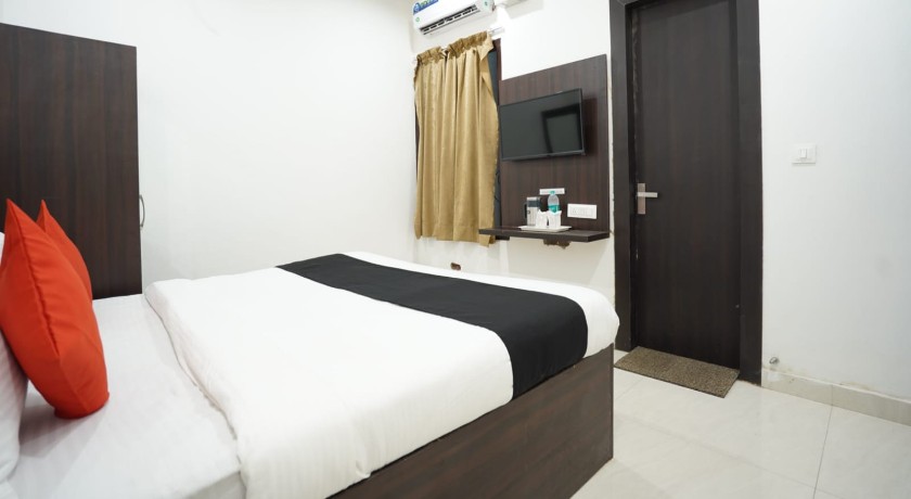 Hotel Star in karnal
