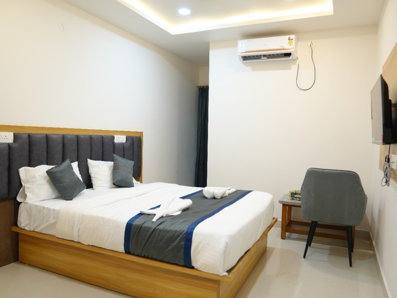 Hotel Vamshi Elite in Hyderabad