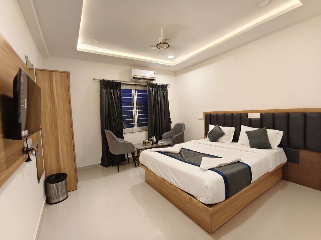 Hotel Vamshi Elite in Hyderabad