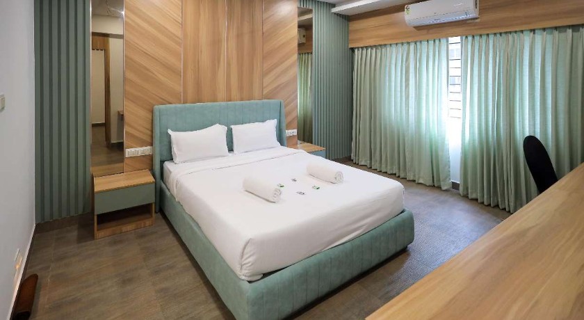 Hotel Heraa in Mangalore