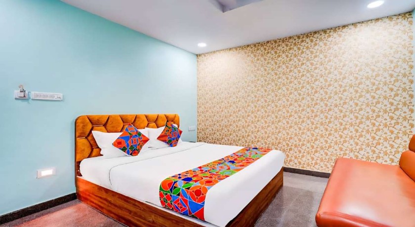 Hotel Emara Inn in Bangalore