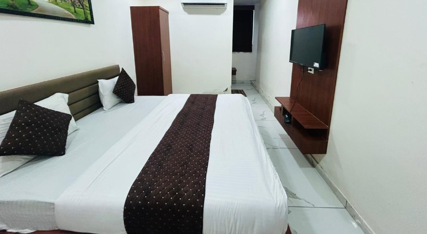 Hotel RR Inn in Vadodara