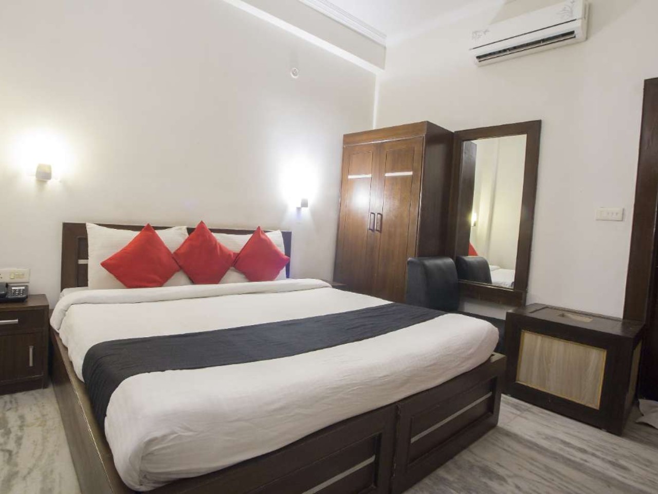 Tara Palace Hotel By Goyal Hoteliers in Agra