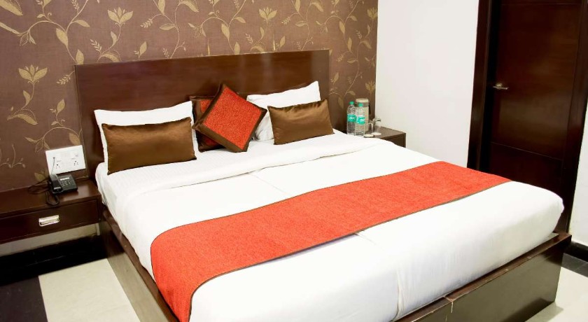 Hotel Samovar by Goyal Hoteliers in Agra