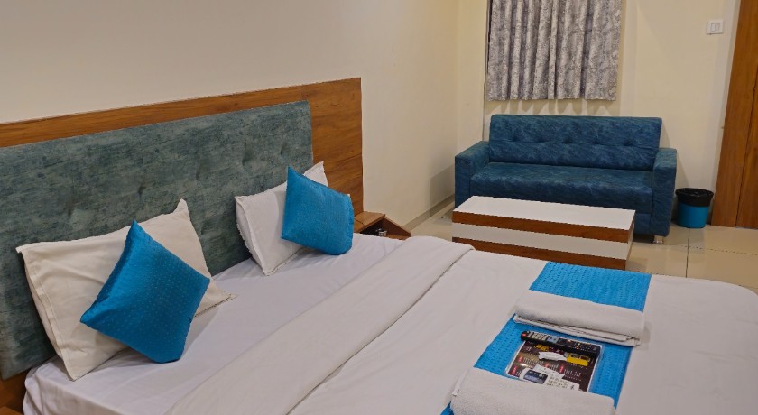 Hotel Akshar Palace in Vadodara