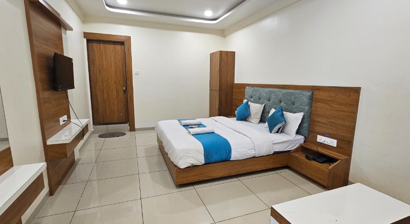 Hotel Akshar Palace in Vadodara