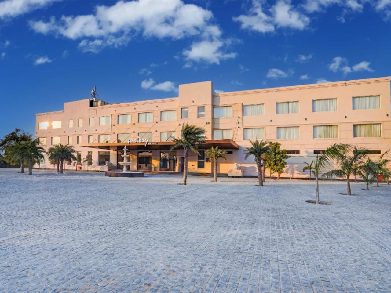 Sunday Hotels and Resort Gurgaon in Gurgaon