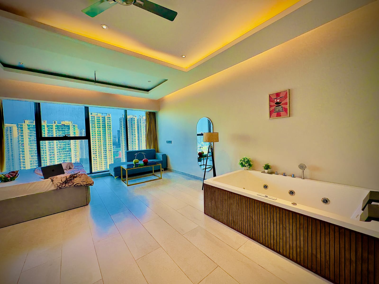 Nabhay Jacuzzi Suites in Noida