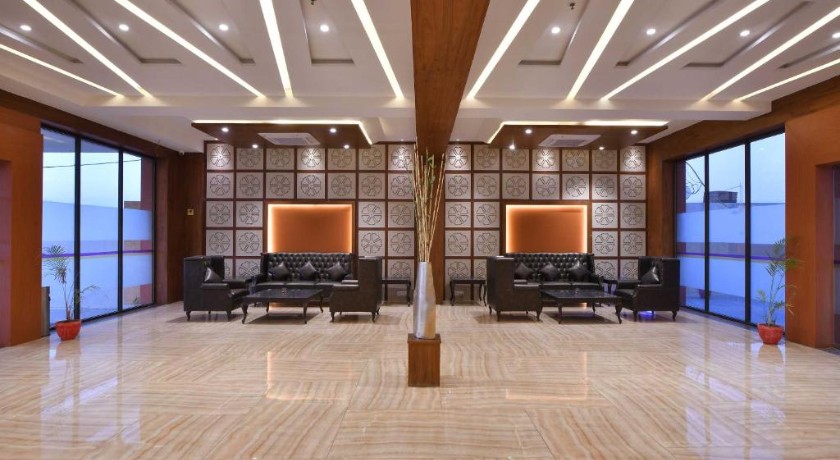Clubhouse Hotel Morbi in Morbi