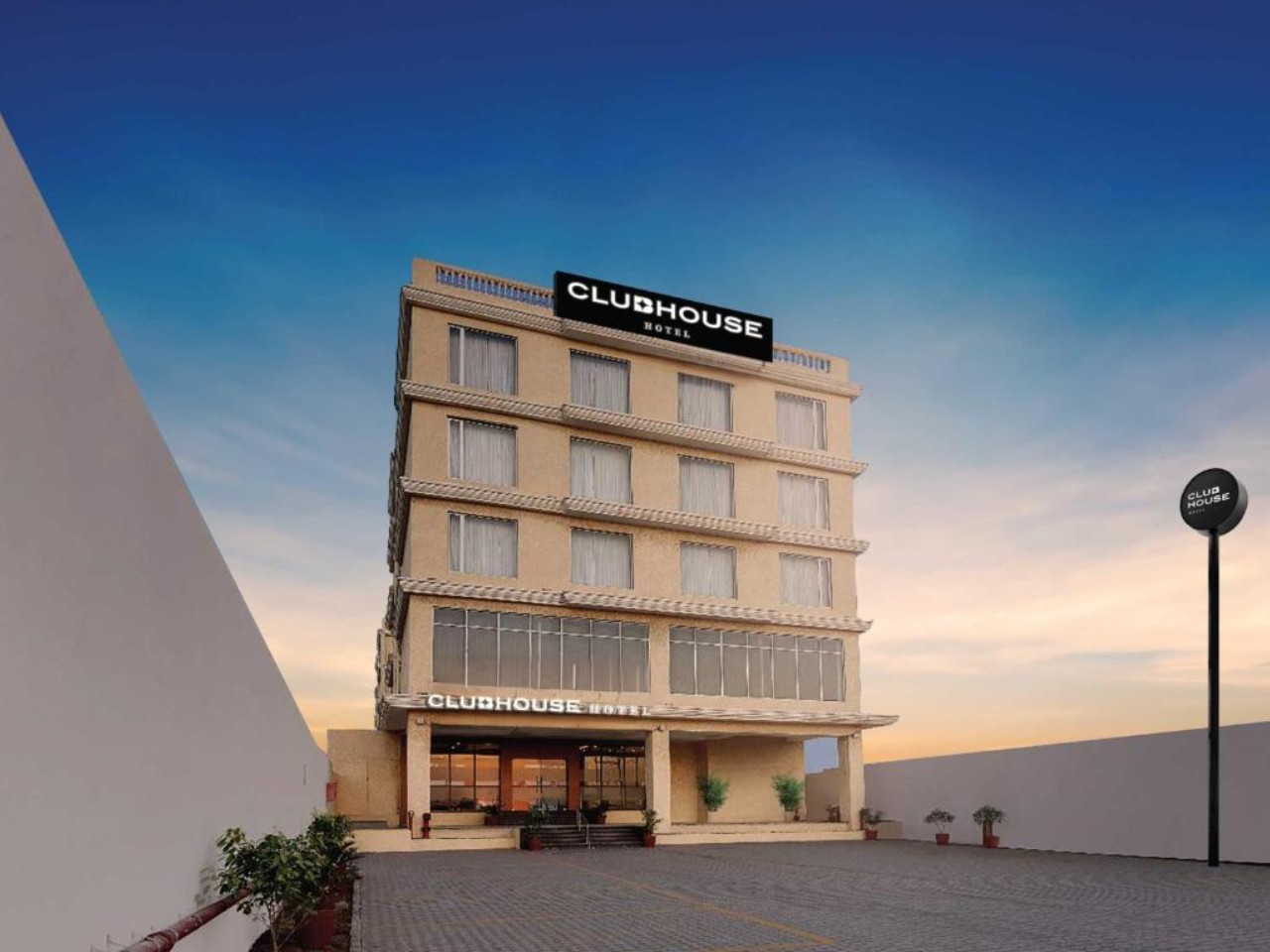 Clubhouse Hotel Morbi in Morbi