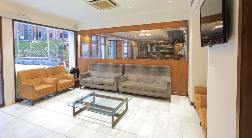 Palette Hotel Surya Vadodara in Vadodara