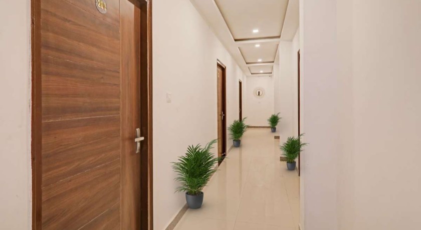 Hotel Vinayak in Lucknow