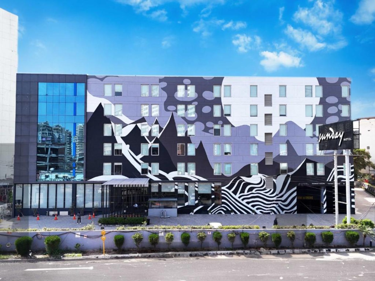 Sunday Hotel Chandigarh Zirakpur in Zirakpur