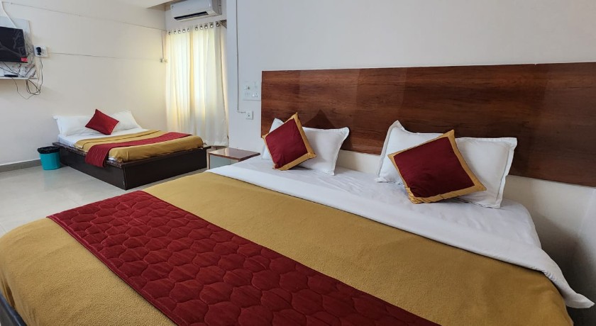 Hotel Sashi Grand in Vijayawada