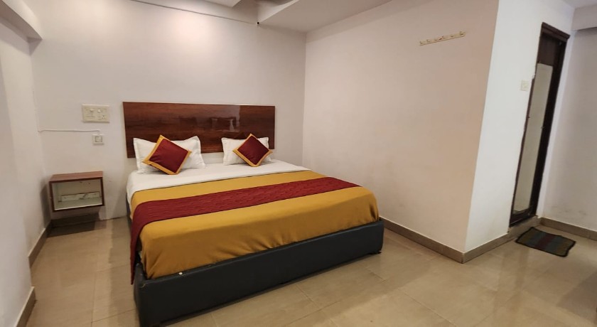 Hotel Sashi Grand in Vijayawada