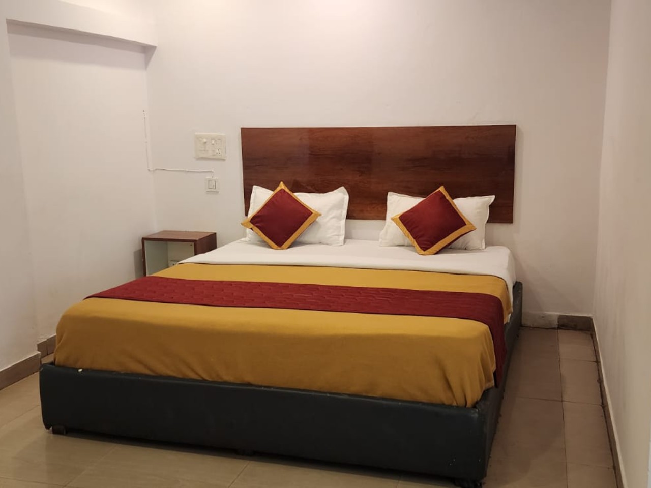 Hotel Sashi Grand in Vijayawada