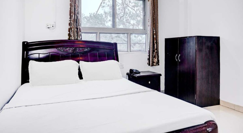 Hotel Lotus Inn in Sarnath