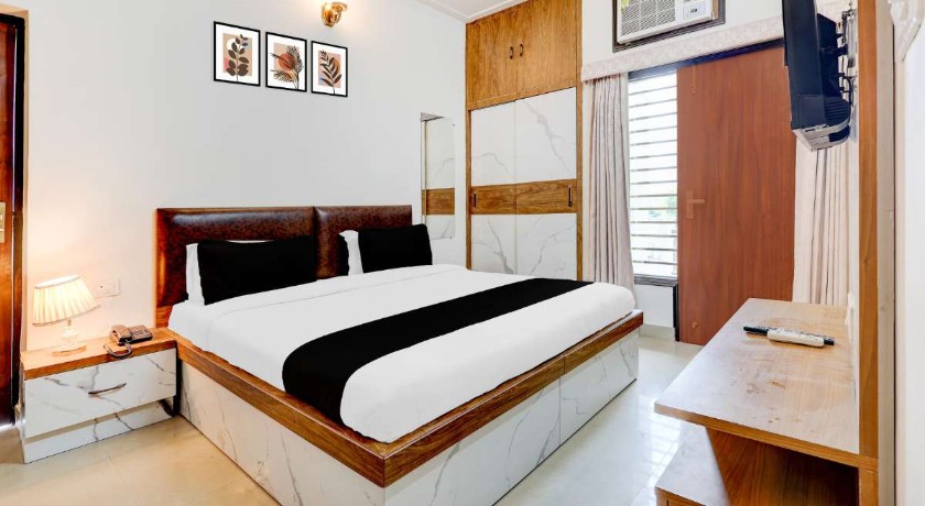 Hotel Prem Villa in Agra