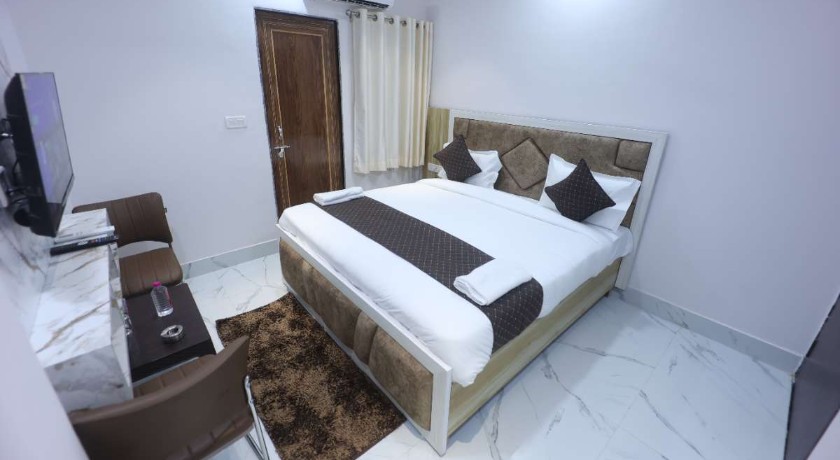 Hotel Prabhawati Palace in Varanasi