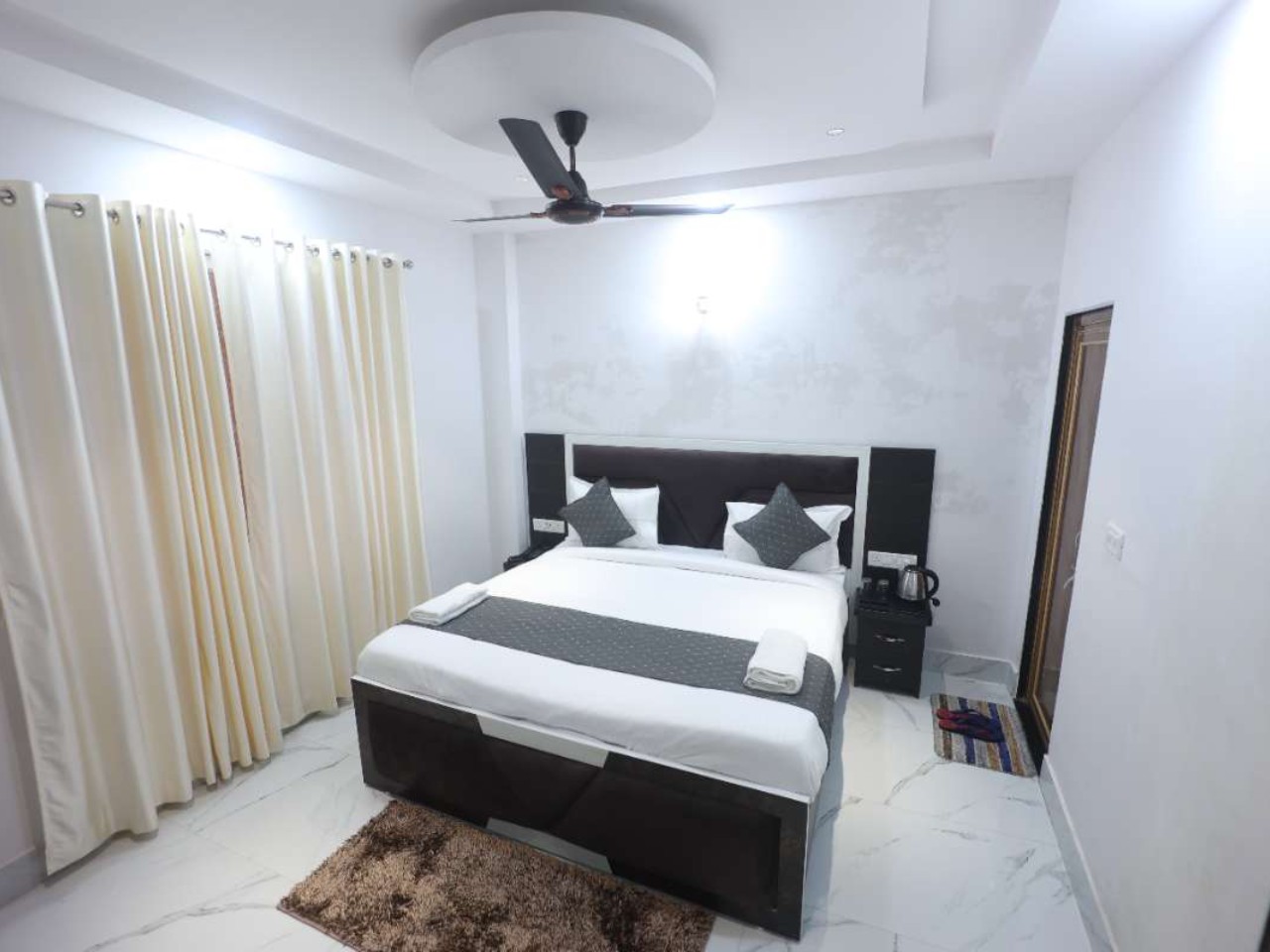 Hotel Prabhawati Palace in Varanasi