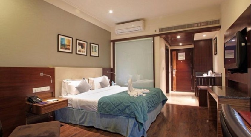 The Golden Palms Hotel and Spa in Delhi