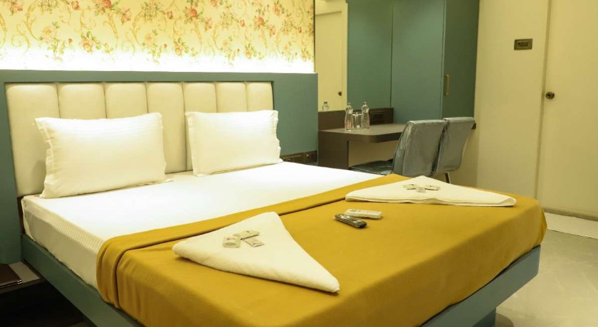 Deluxe Guest House in Thane