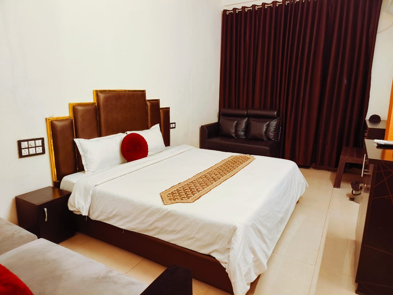 Hotel York Residency in Bhopal