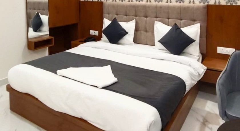 Hotel Royal Suites in Lucknow