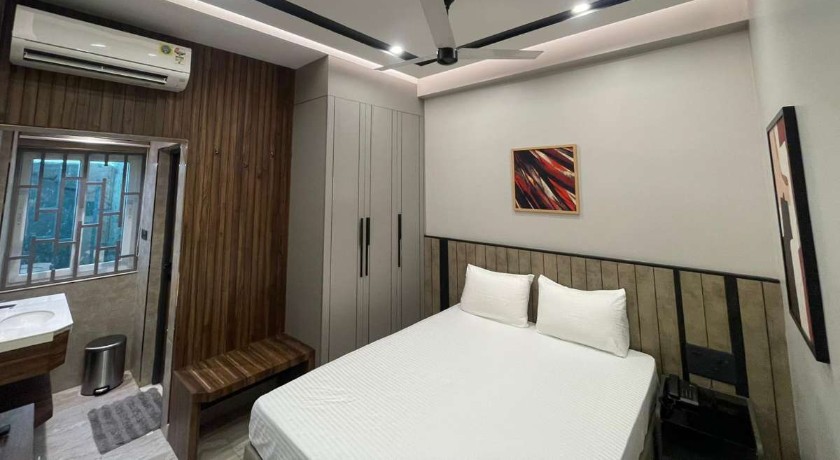 K B Marina Park in Chennai