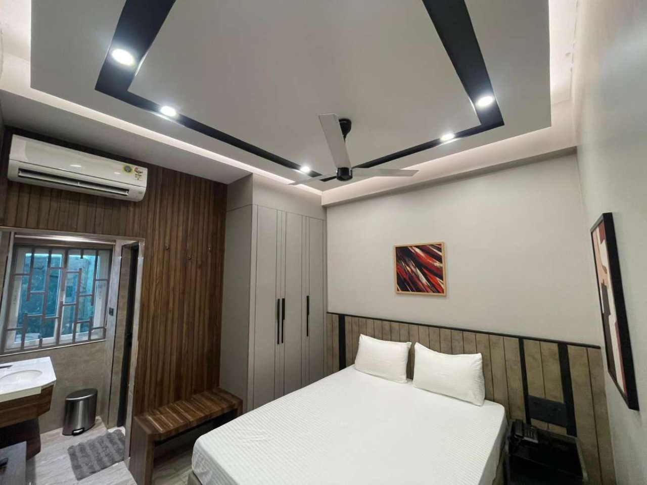 K B Marina Park in Chennai