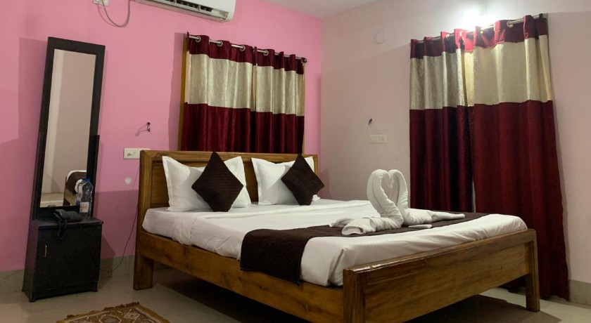 Hotel Caroline Stay in Bhubaneswar