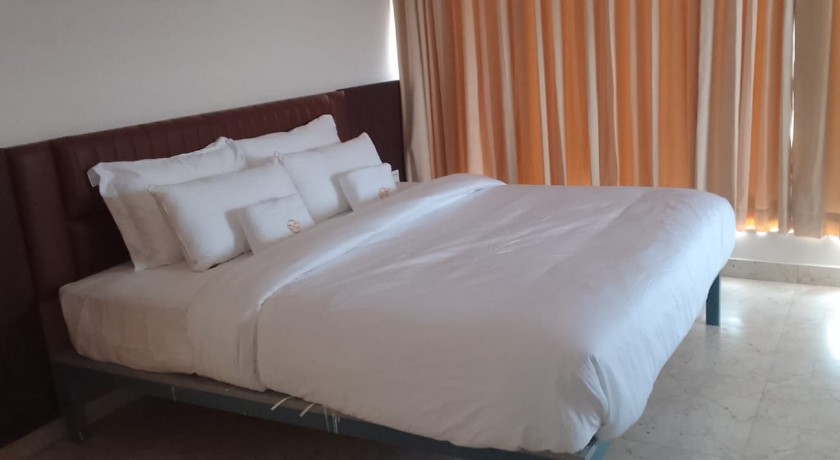 Hotel Amulya Royal Inn in Bangalore