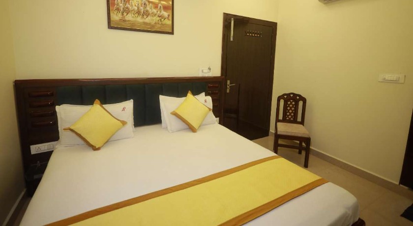 Hotel Pragati Palace in Mathura