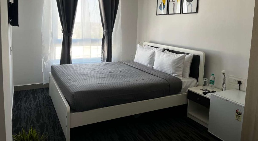 Hotel Z Triloha in Bangalore