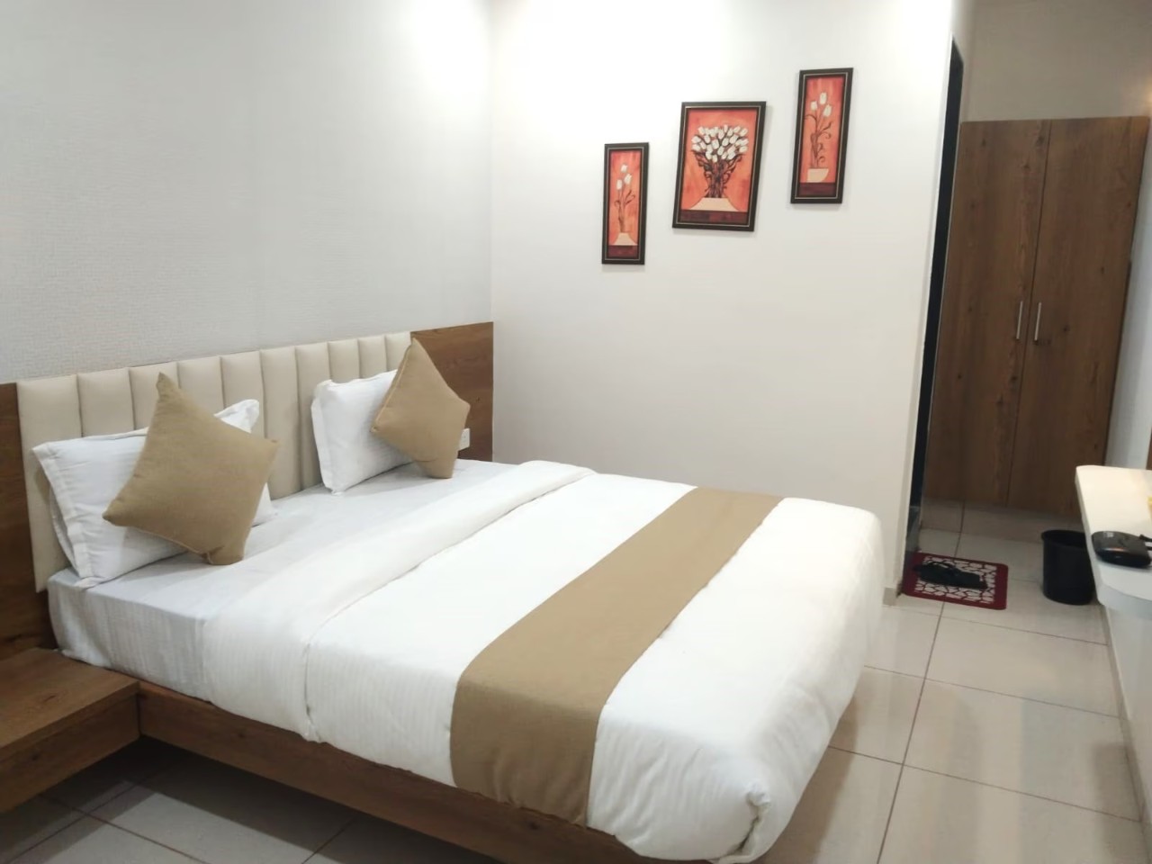 Hotel MD Residency in Anand
