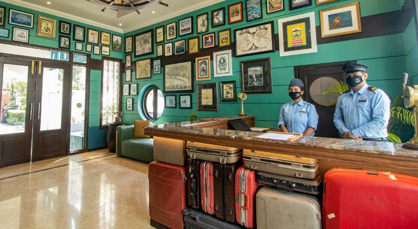 Polo Floatel in Kolkata