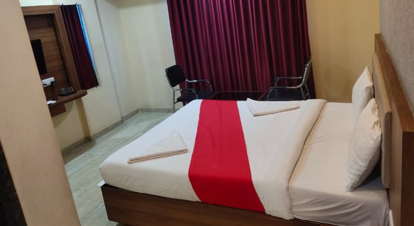 Hotel Arya Residency in Navi Mumbai