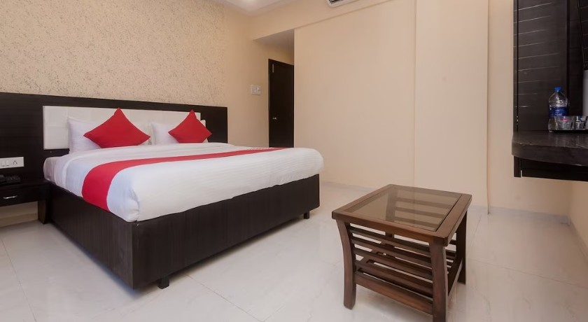 Hotel Arya Residency in Navi Mumbai
