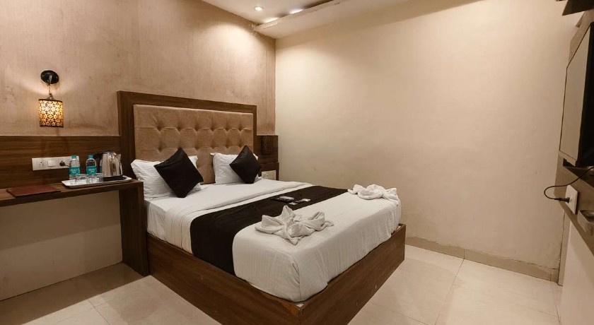 Hotel Amber Edition in Mumbai