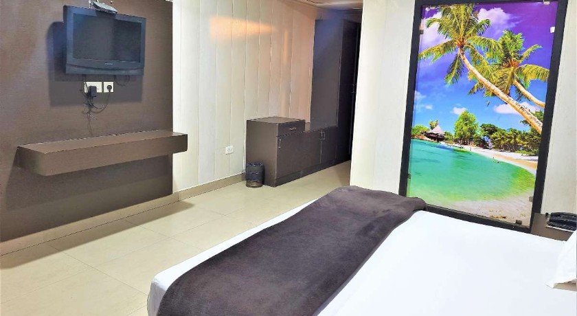 Hotel Sunshine Park in Ghaziabad