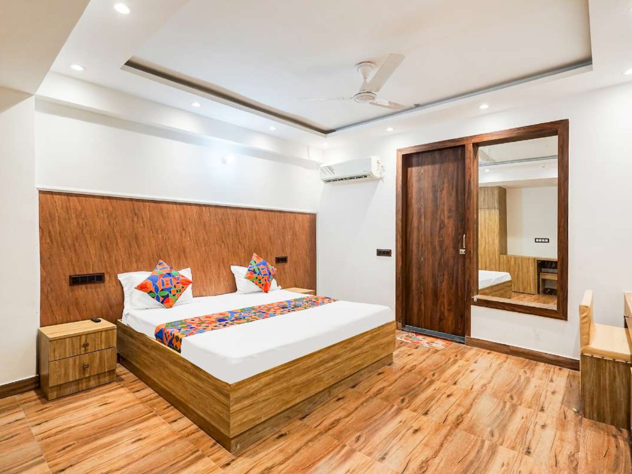 Hotel Golden Inn in Noida